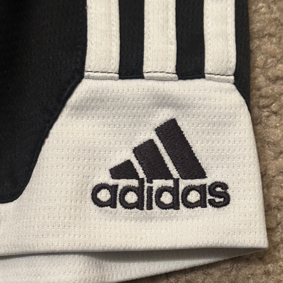 Adidas Essentials Kids Boys 3-Stripes Athletic Shorts Black White Size M 10/12 - Picture 6 of 7